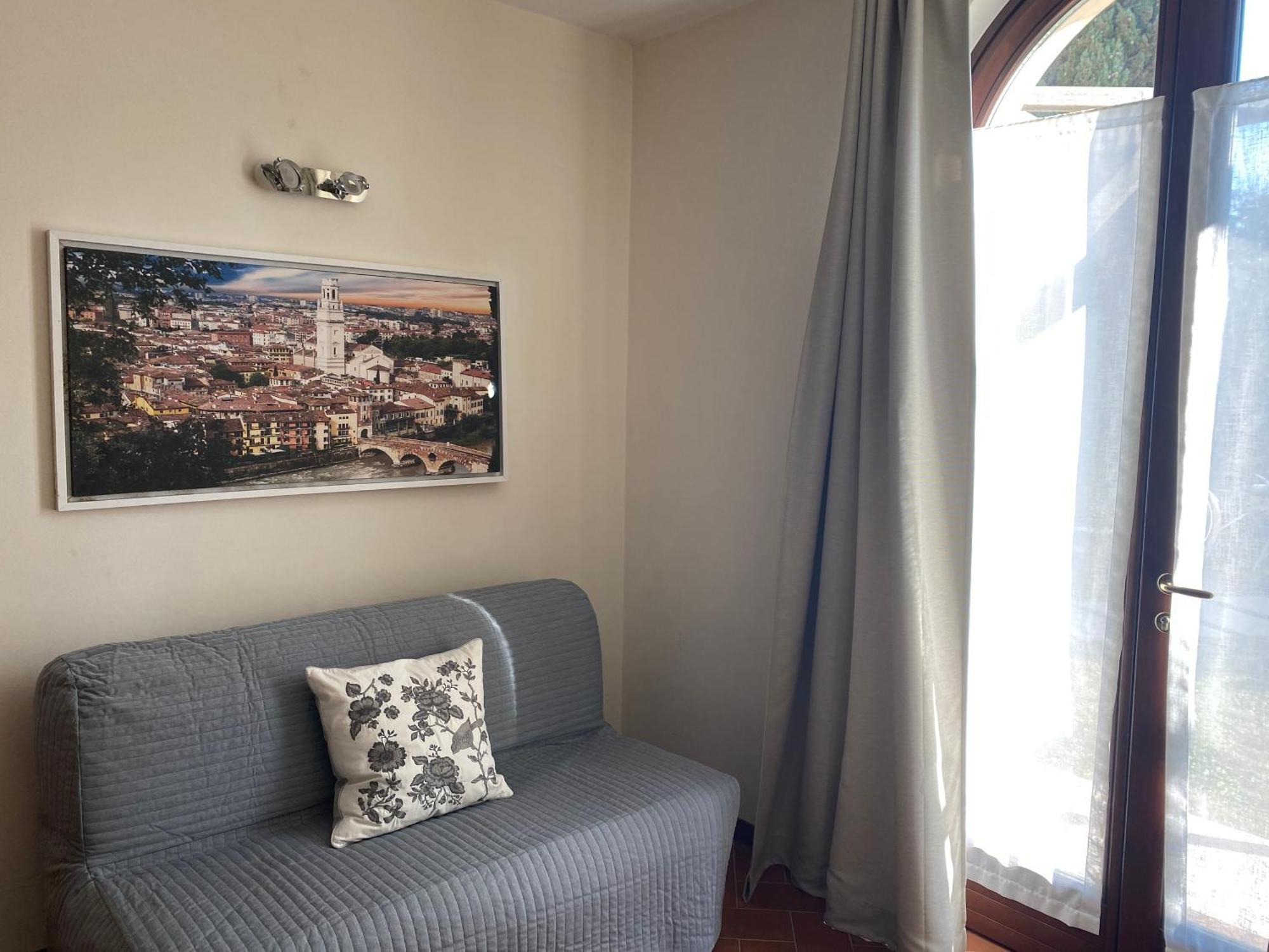 Residenza Cipressi E Olivi Leilighet Verona Eksteriør bilde